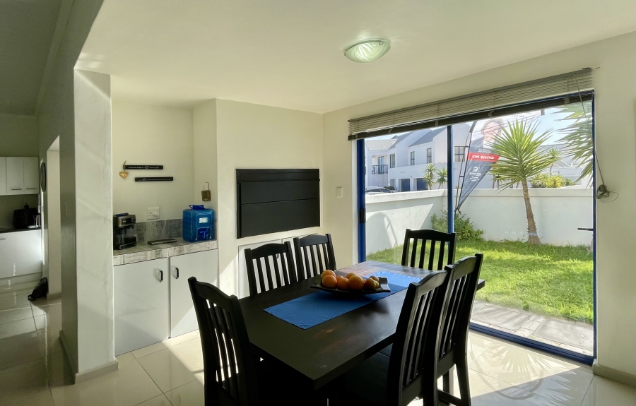 3 Bedroom Property for Sale in Blue Lagoon Western Cape